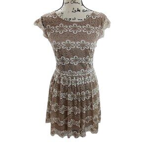Altar’d State Lace Floral Dress Womens Short Sleeve Ruffle Mini Size Small